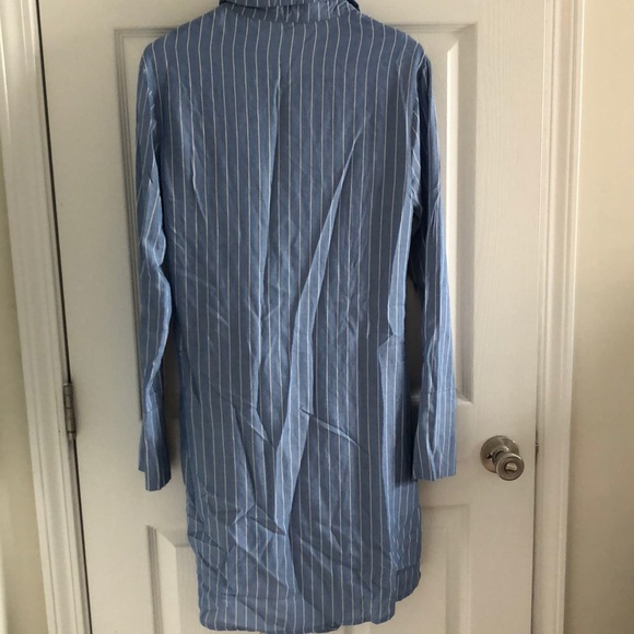 Beach Dress - Picture 2 of 3